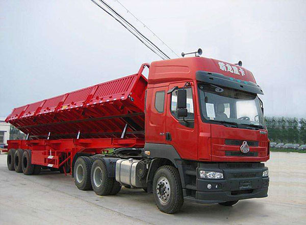 自卸半挂车 自卸半挂车
