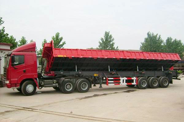 自卸式半挂车