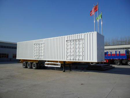 集装箱半挂车图片
