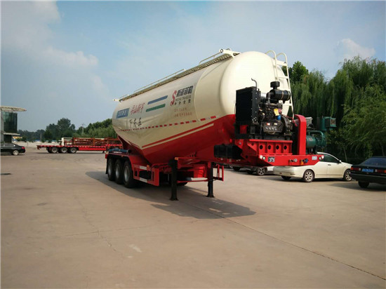 水泥罐车厂家直销