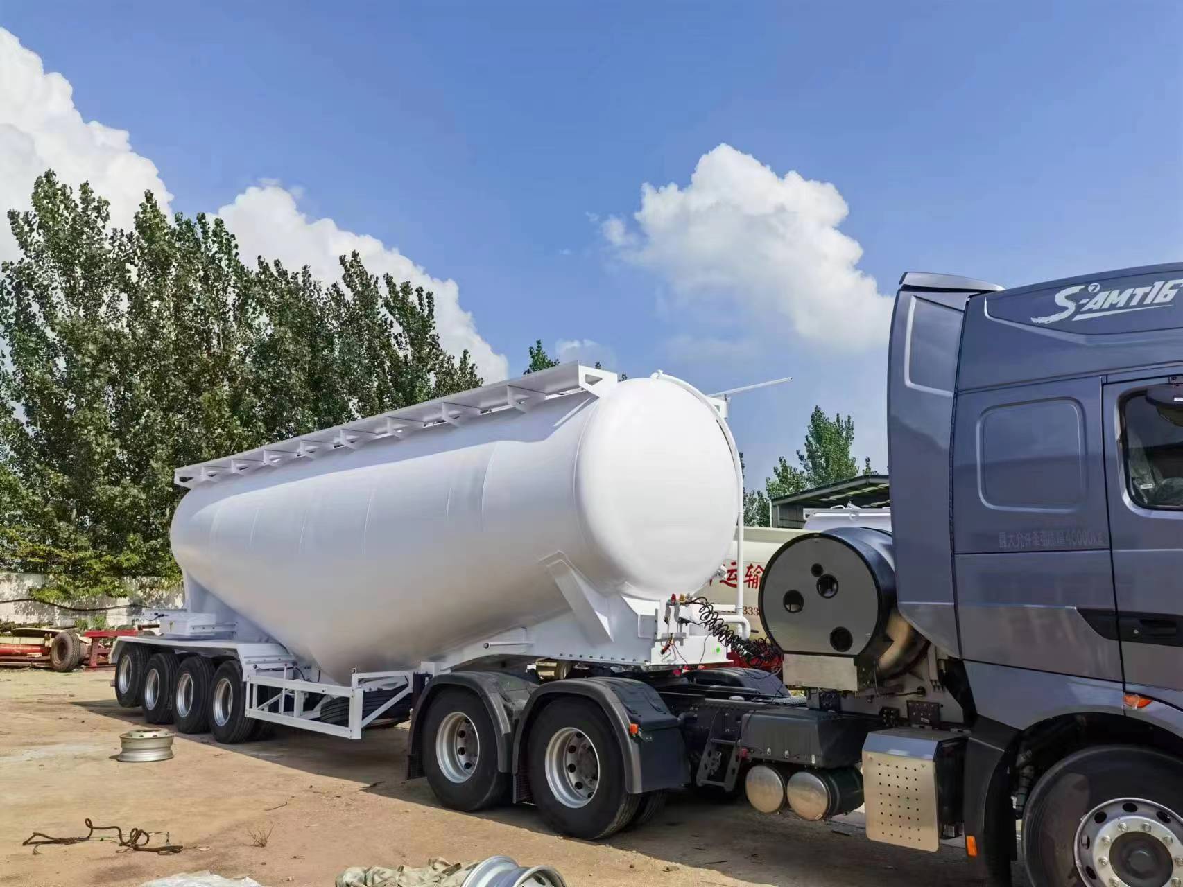 粉粒物料运输半挂车出售价格