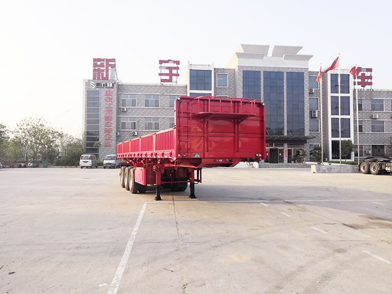 半挂侧翻自卸车