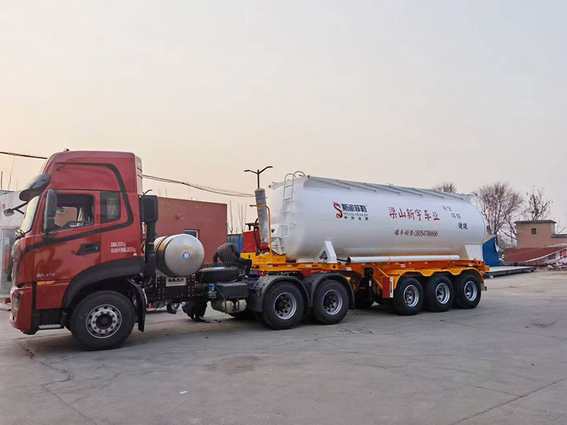 水泥罐车批发厂家
