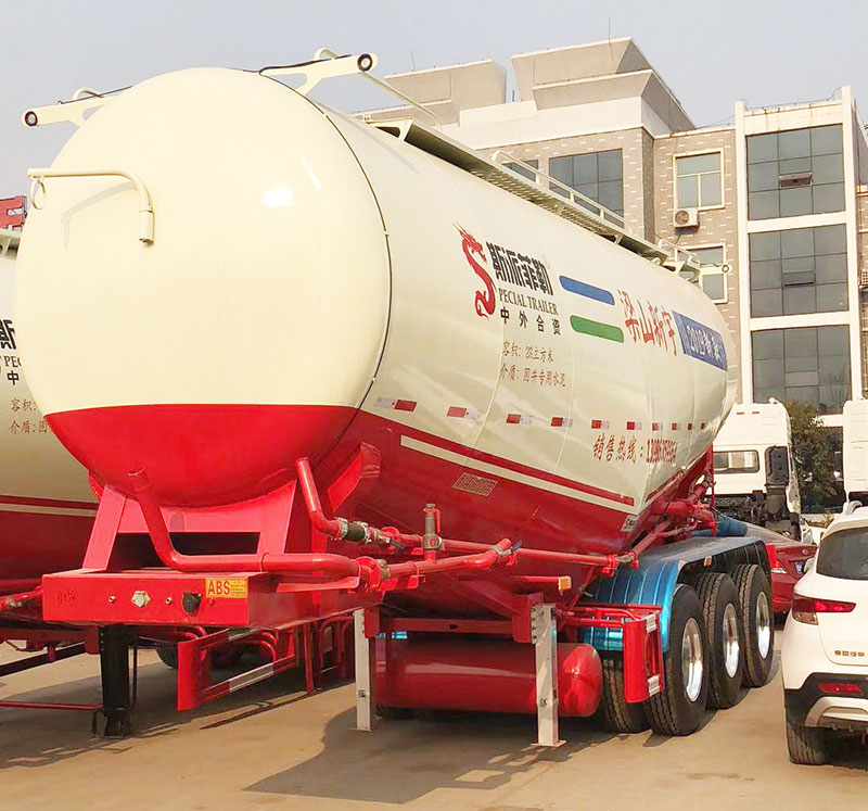 散装粒粉物料罐车