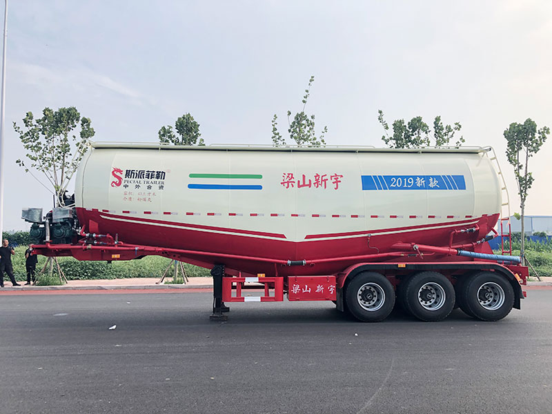 粉粒物料运输车 粉粒物料运输车